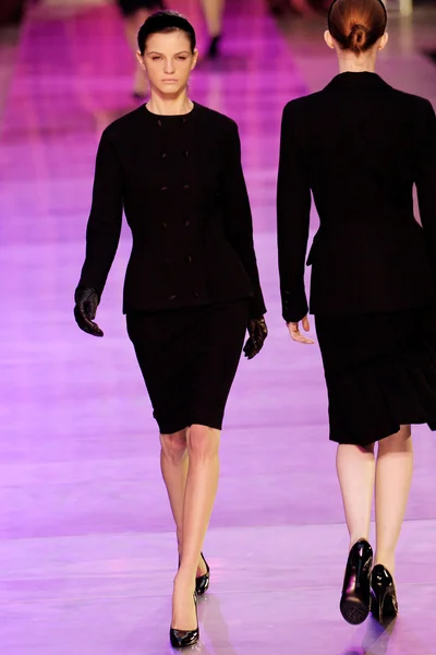 Look 4